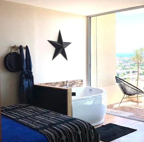 Panorama & Bed & Breakfast